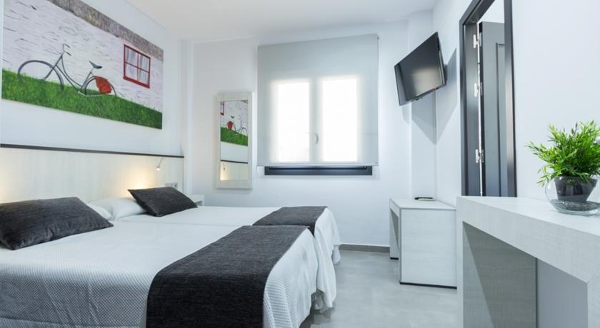 Hostal El Yunque Conil De La Frontera Bilik gambar
